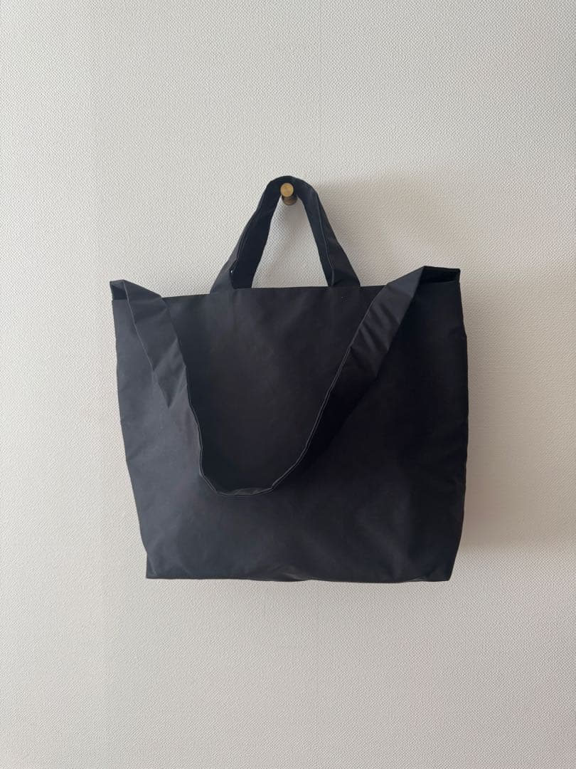 ほぼ新品！aeta アエタ ショルダートートM shouldertoteブラック