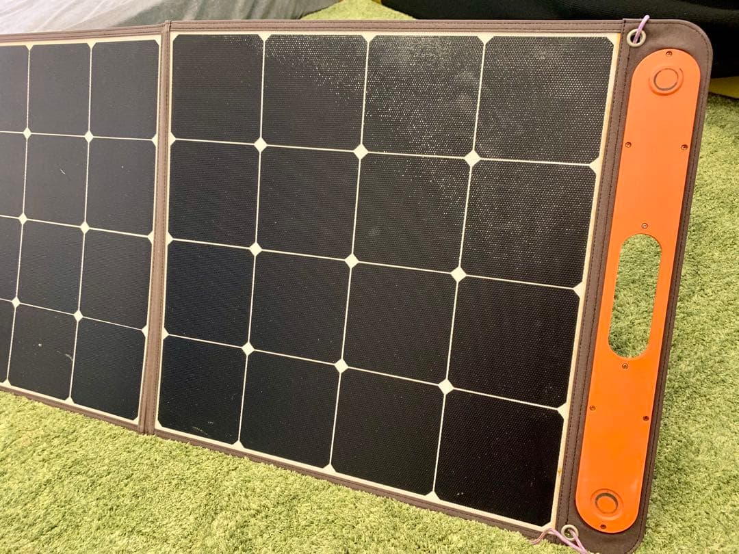 Jackery 折りたたみ式ソーラーパネル100w