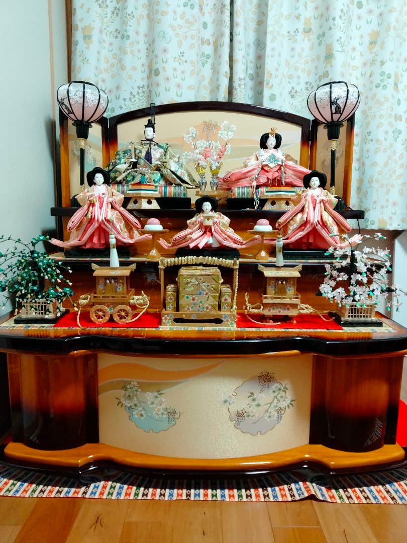 お雛様　三段飾り