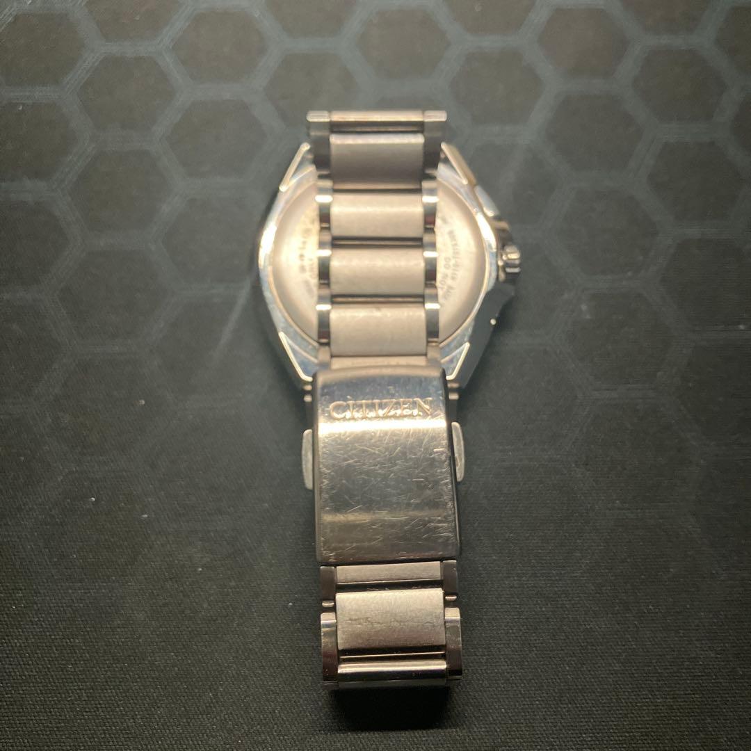 アテッサH110 電波ソーラー