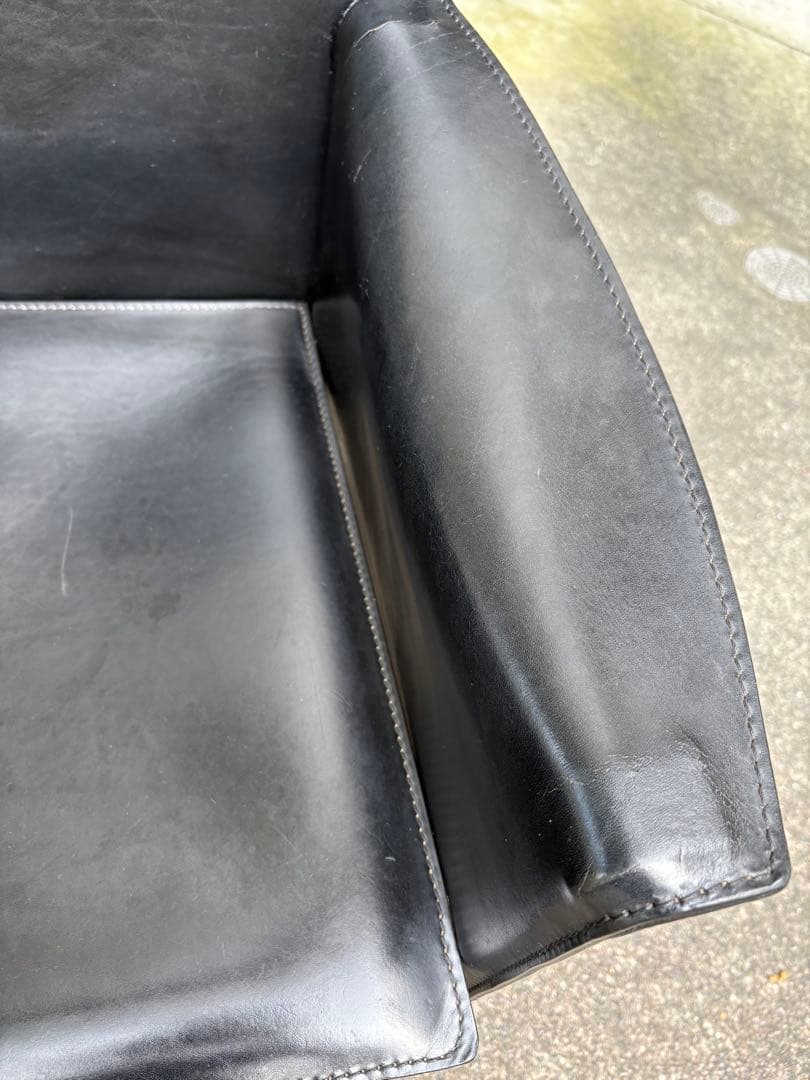 Italia BUSNELLI 本革　アームチェア