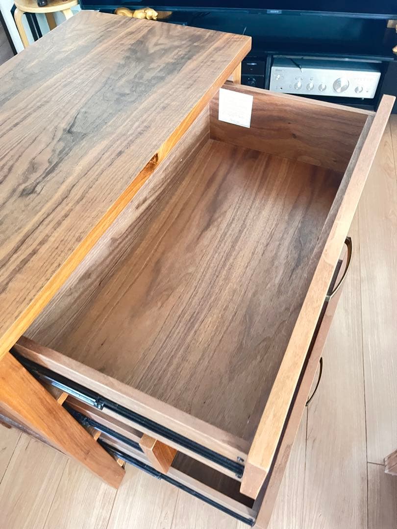 ウォールナット材チェスト3段