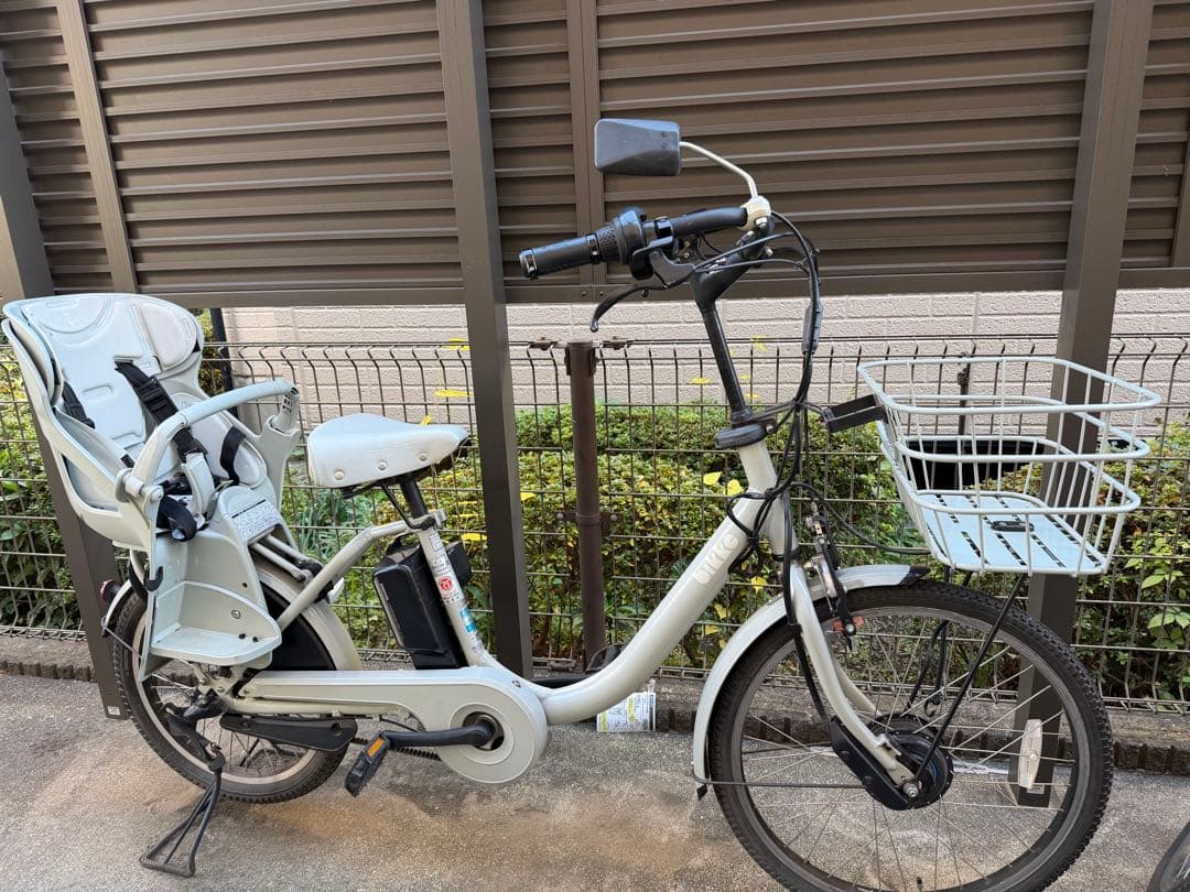 ※直接取引のみ※ブリヂストン ビッケ 電動アシスト自転車 チャイルドシート付き
