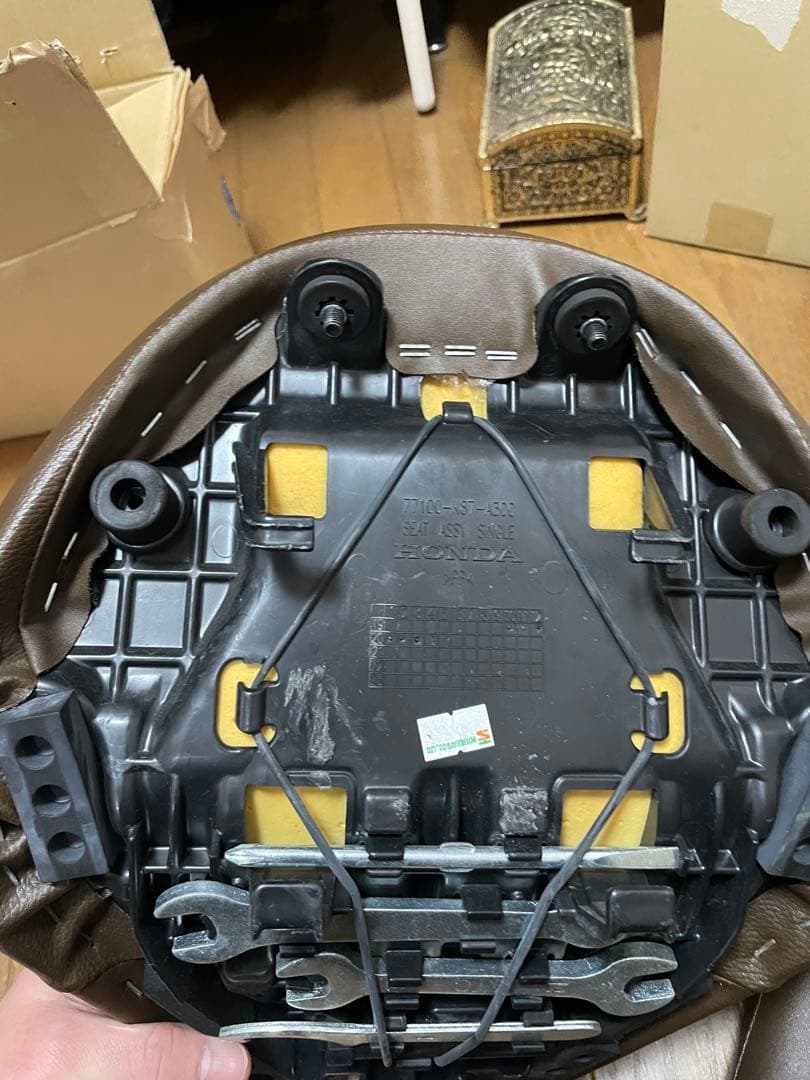 ホンダレブル 250 Sエディション　純正シート　未使用