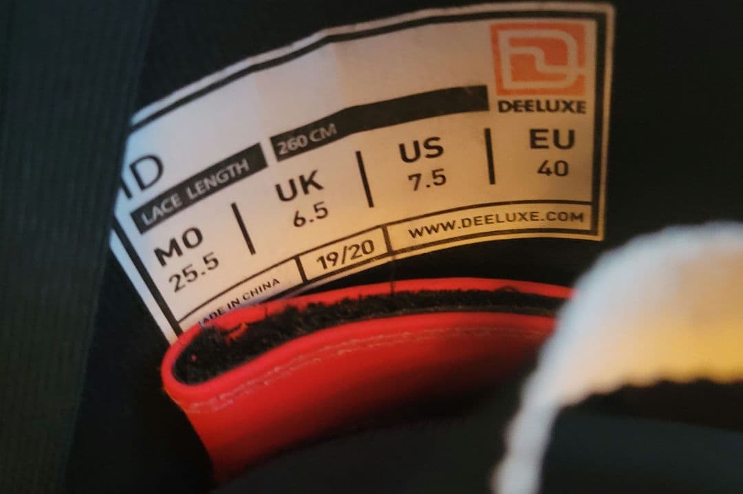 DEELUXEスノボ用ブーツ 赤