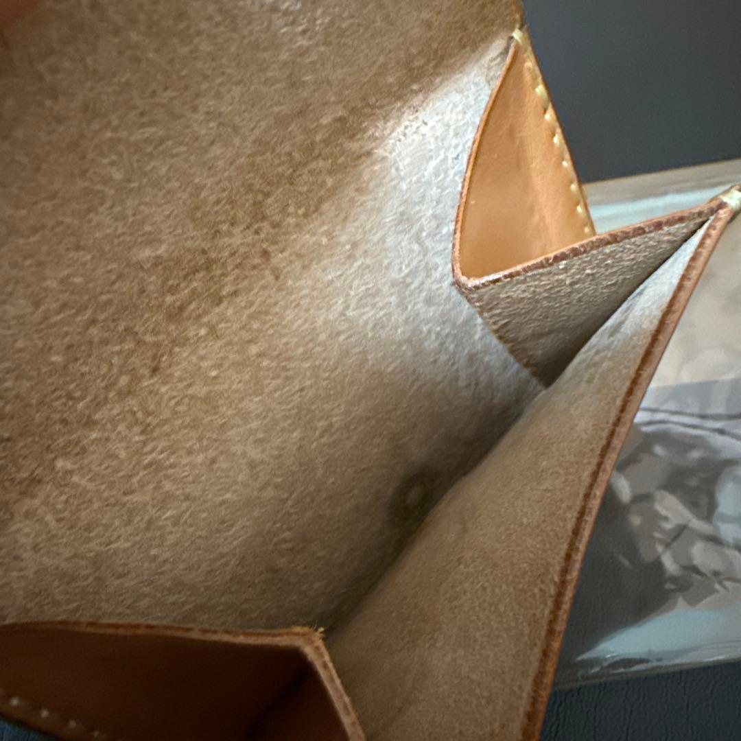 THE CHILD MIND レザーケース 生成り　日光浴済み