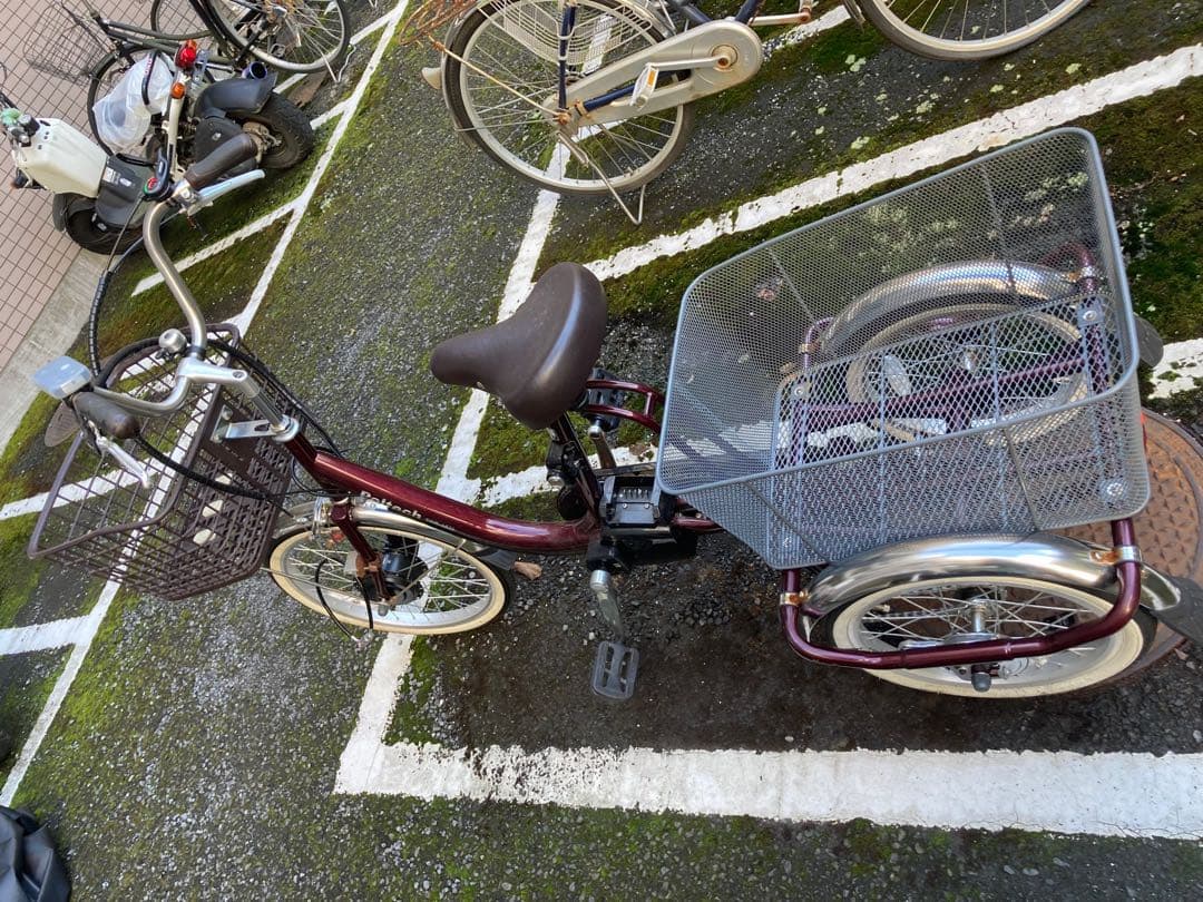 電動アシスト自転車　三輪車