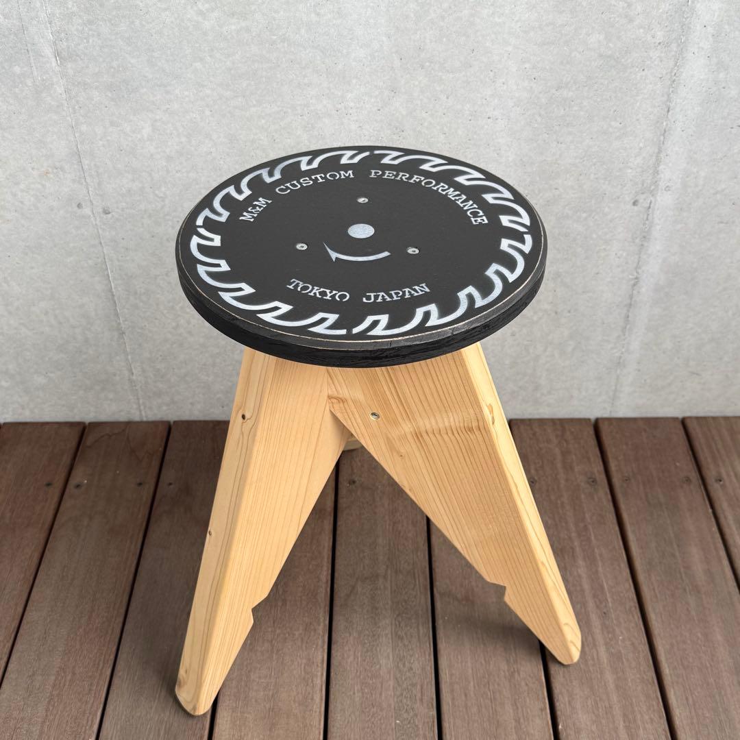 M&M カスタムパフォーマンス 木製スツール 椅子 チェア