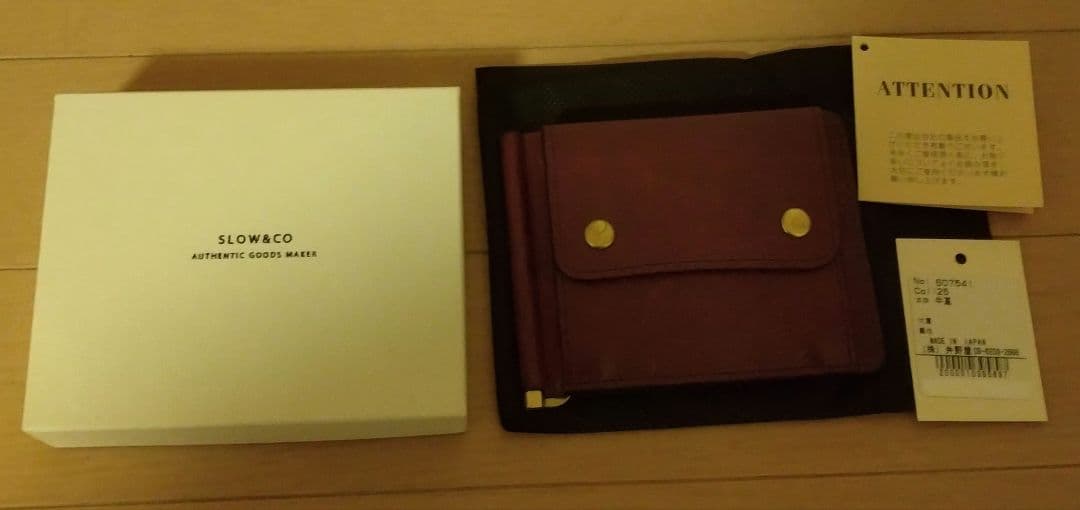 SLOW スロウ 二つ折り財布 　マネークリップ　 ショートトラッカー