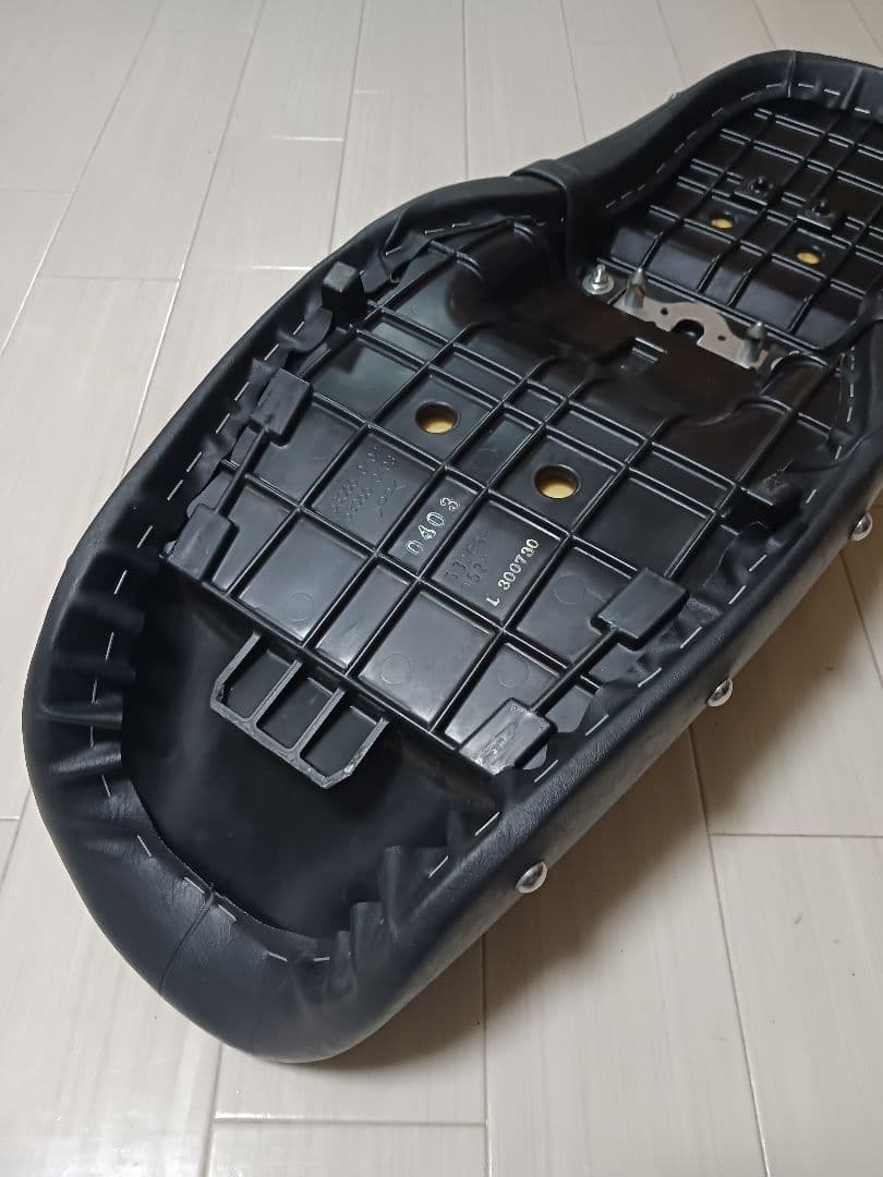 エストレヤ　レトロシート　送料込み！