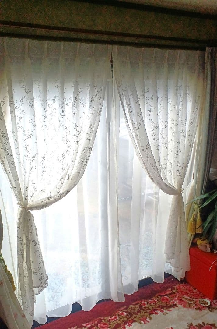 レースカーテン【こたつねこ様オーダー品②③小花刺繍トルコレース】ハンドメイド