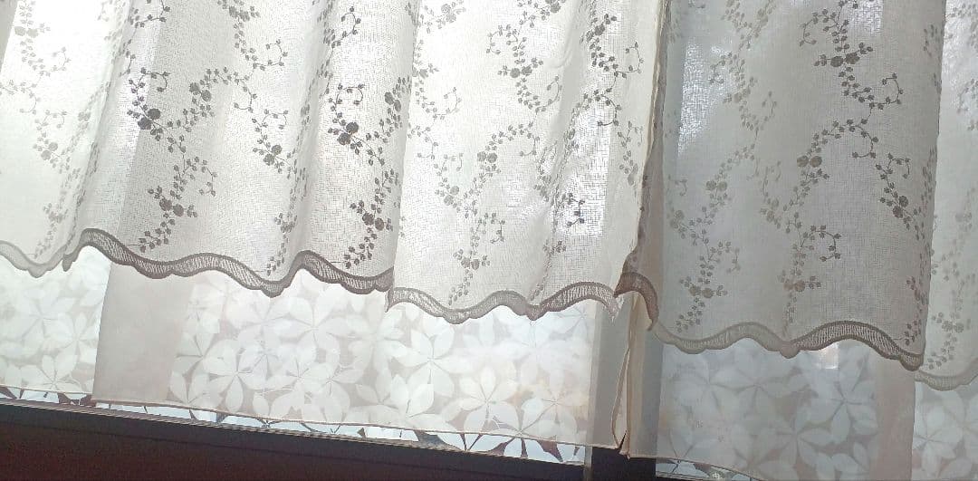 レースカーテン【こたつねこ様オーダー品②③小花刺繍トルコレース】ハンドメイド