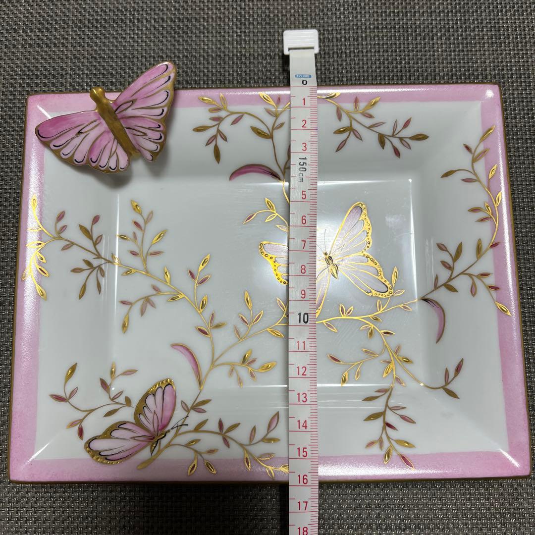 美品☆送料込み！！ ロールセリニャック 小物皿 箱付きピンク 蝶々