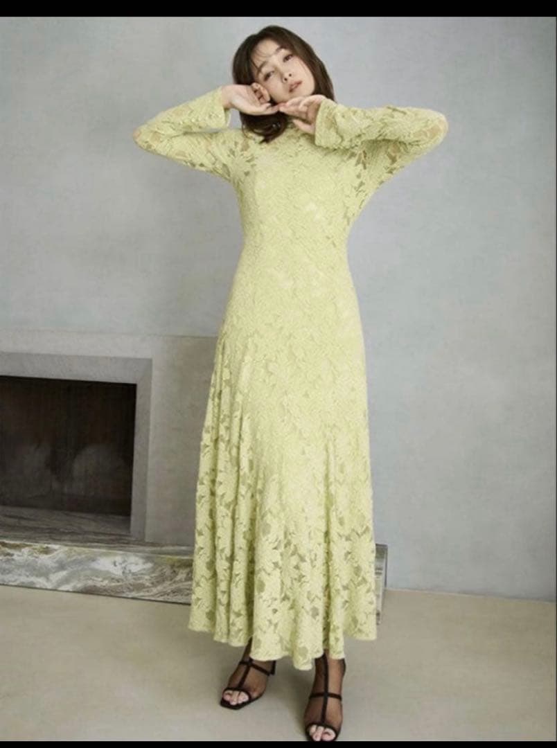 週末セール美品FRAY I.Dレースドレスフラワーストレッチレースワンピース検