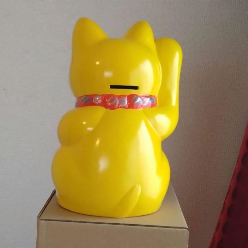 特別値引中✨風水・金運上昇招き猫》黄色猫右手上げ7号 特別注文製作 現品限り