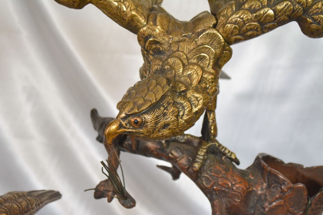 金属製・鷲・鷹・鳶・置物