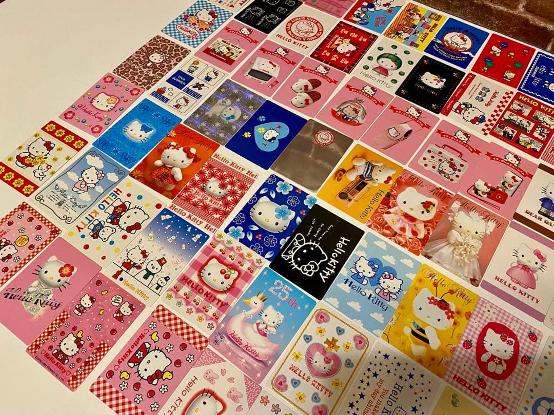 激レア❗️Hello kittyコレクターズカード100枚！希少！平成レトロ！美品