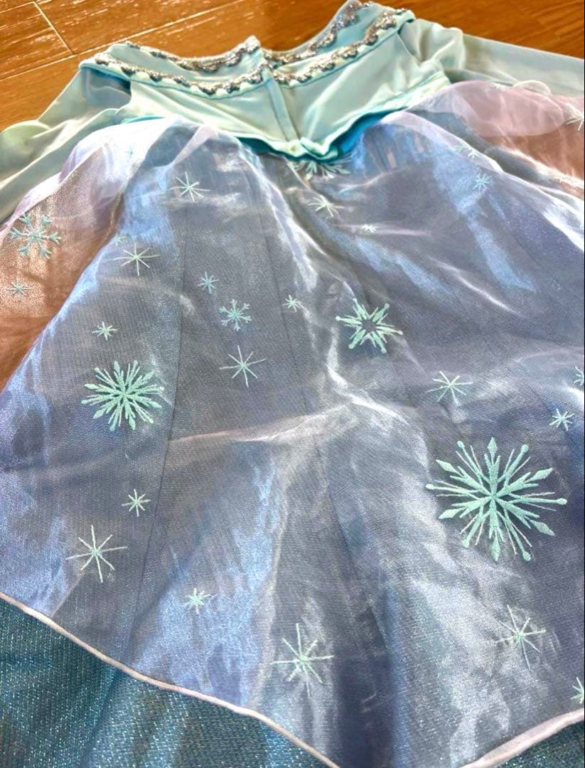 ビビディバビディブティック　エルサ　ドレス　ディズニー　アナと雪の女王