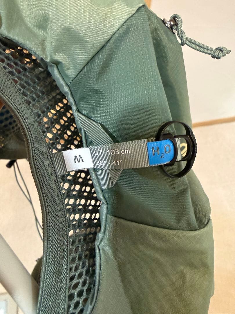 SALOMON ACTIVE SKIN 8（※フラスク付き×2）