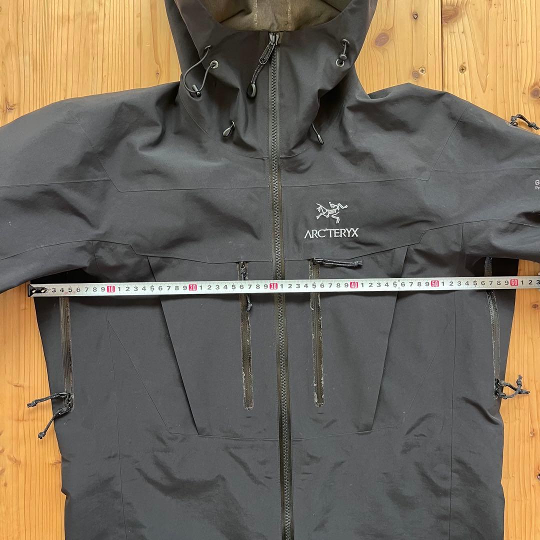 さ*ら様 カナダ製　ARC'TERYX アークテリクス アルファ SVジャケット