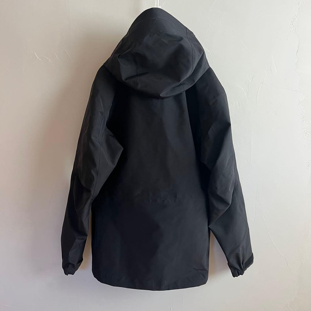 さ*ら様 カナダ製　ARC'TERYX アークテリクス アルファ SVジャケット