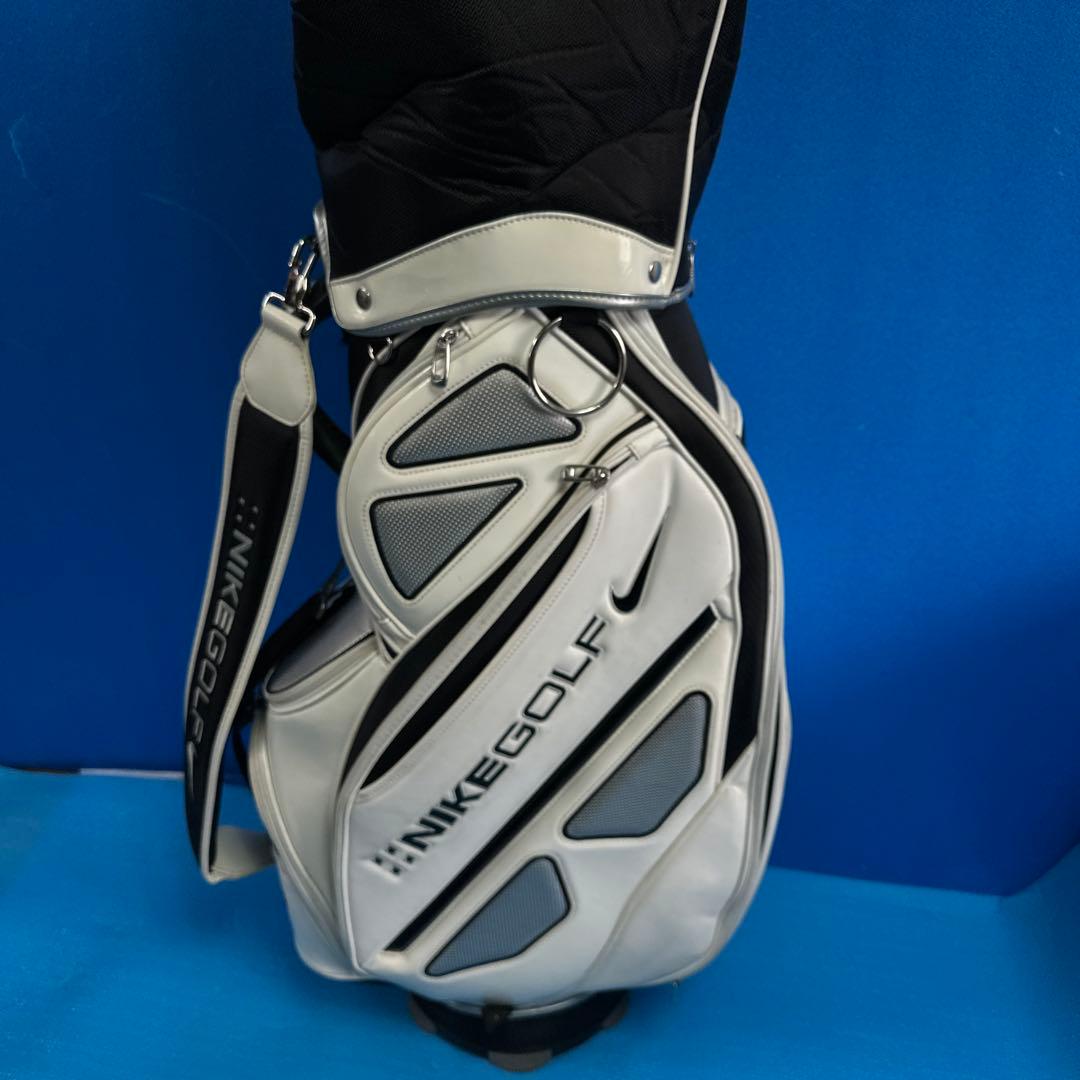 NIKE GOLF キャディバッグ ホワイト/ブラック極上美品！