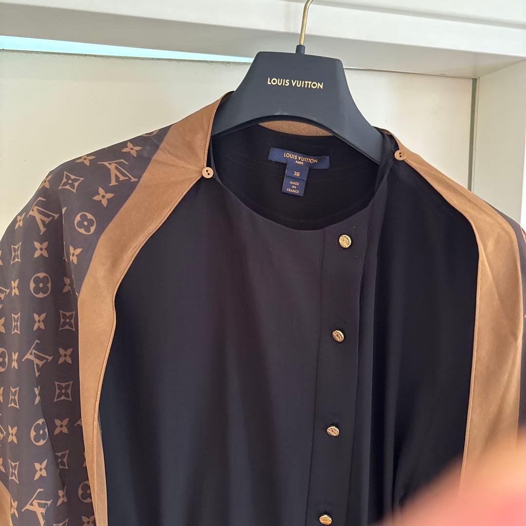 新価格　LOUIS VUITTON ブラック ワンピース 38 衣装カバー付