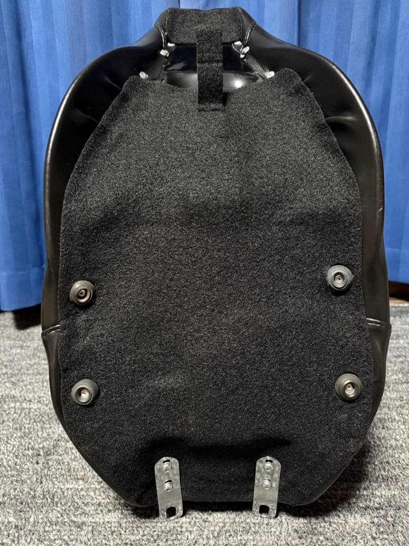 良品 ハーレー ツーリングモデル LePera ラペラ ベアボーンズ ソロシート