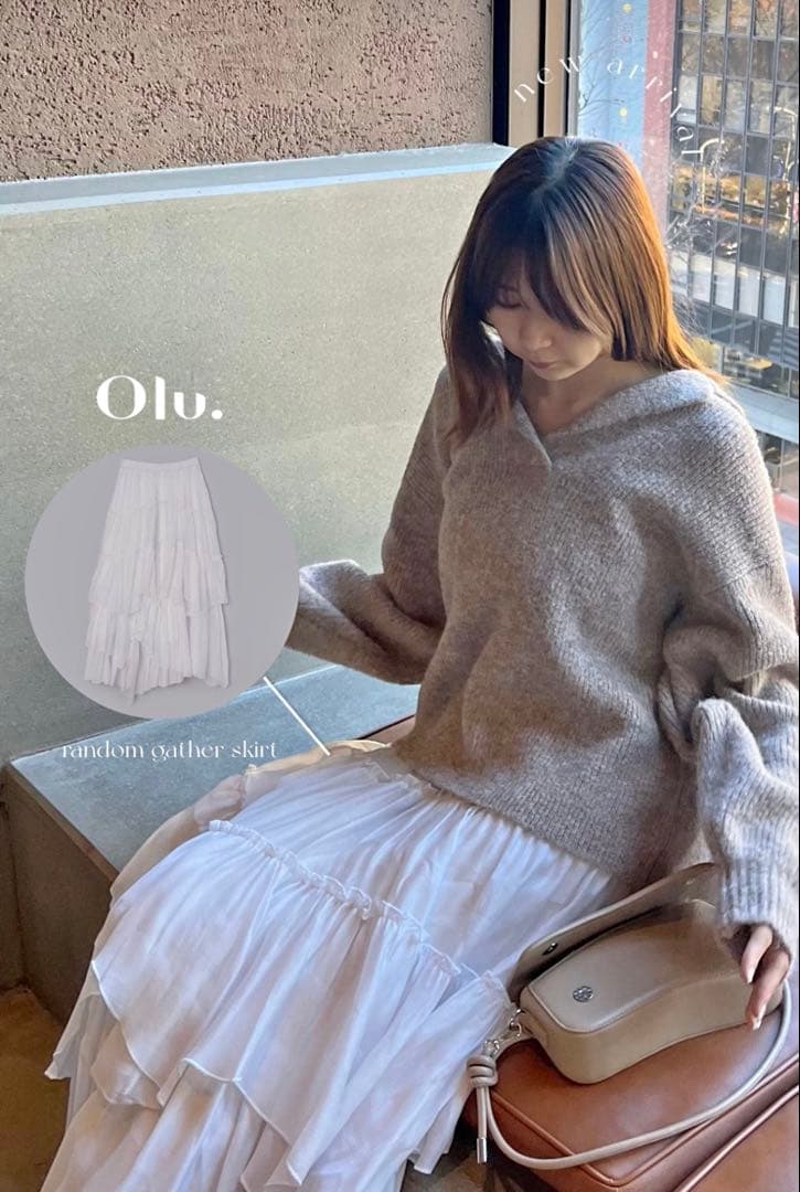 Olu. ランダムギャザー スカート ホワイト