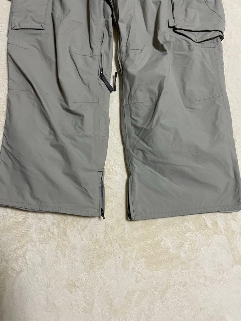 レ*ン様 N*i様 バートンメンズBURTONスノーボードウェア上下セット　Lサ