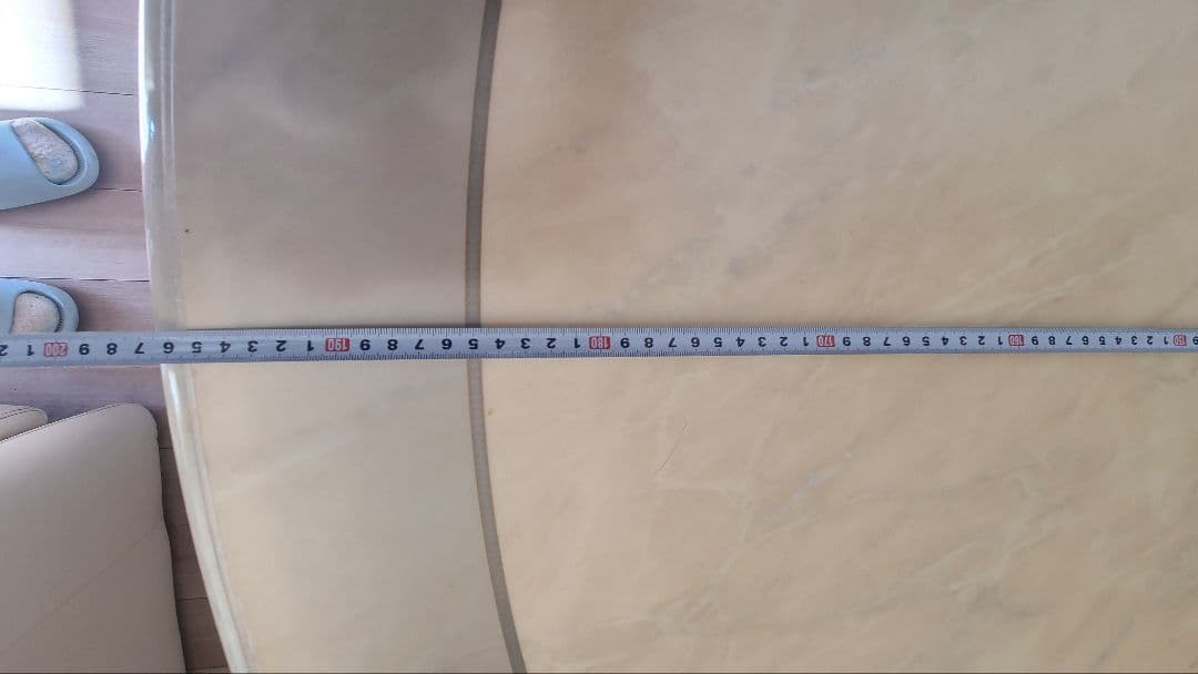 送料込み　ヴィンテージ、イタリア製クリーム色の長方形テーブルと椅子6脚セット