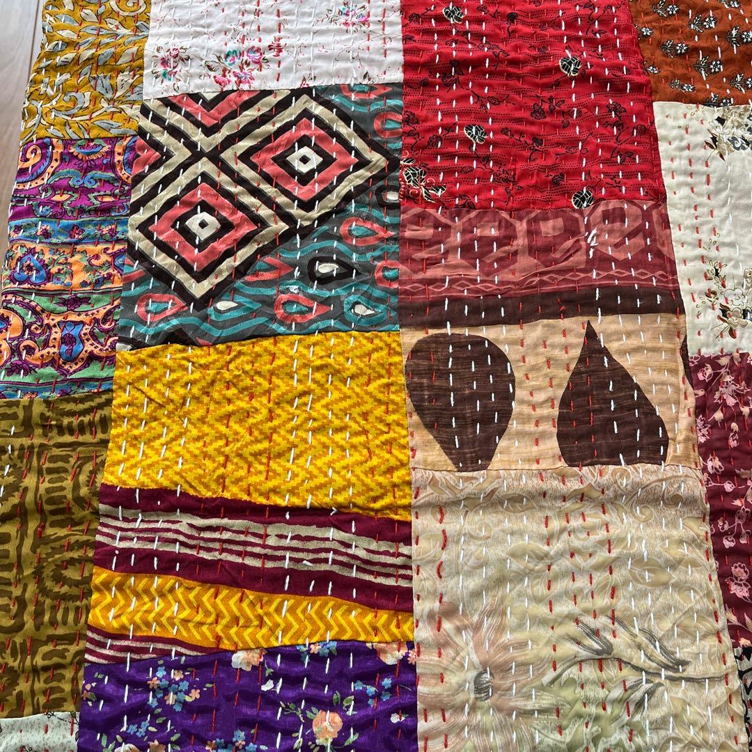インド　ヴィンテージ　ラリーキルト　カンタキルト　マルチカバー  ベットカバー