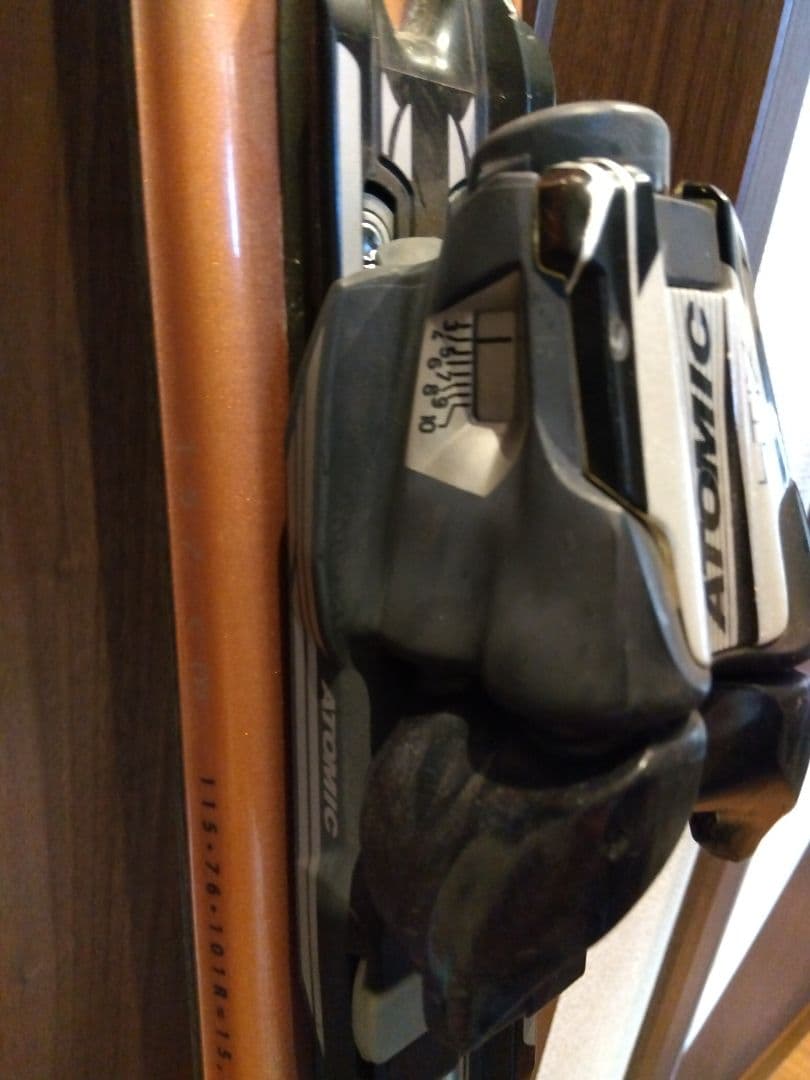 ハイブランド✨️ATOMIC/レディース用/スキーセット/メンテ・WAX済み✔