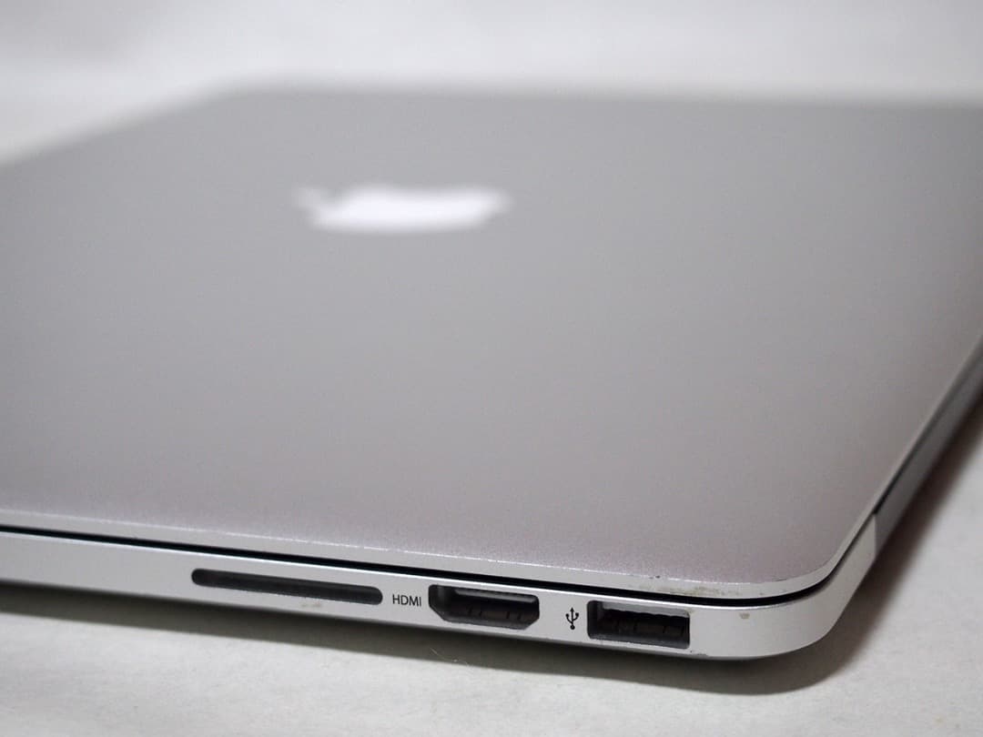 ☆☆動作良品 MacBook Pro 2015 15インチ 16G/128G☆☆