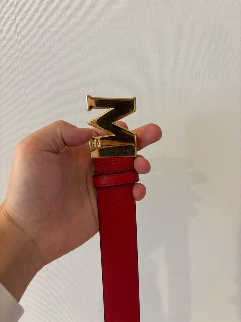 こ*は様 MCMゴールドバックル 赤ベルト(リバーシブル可能)