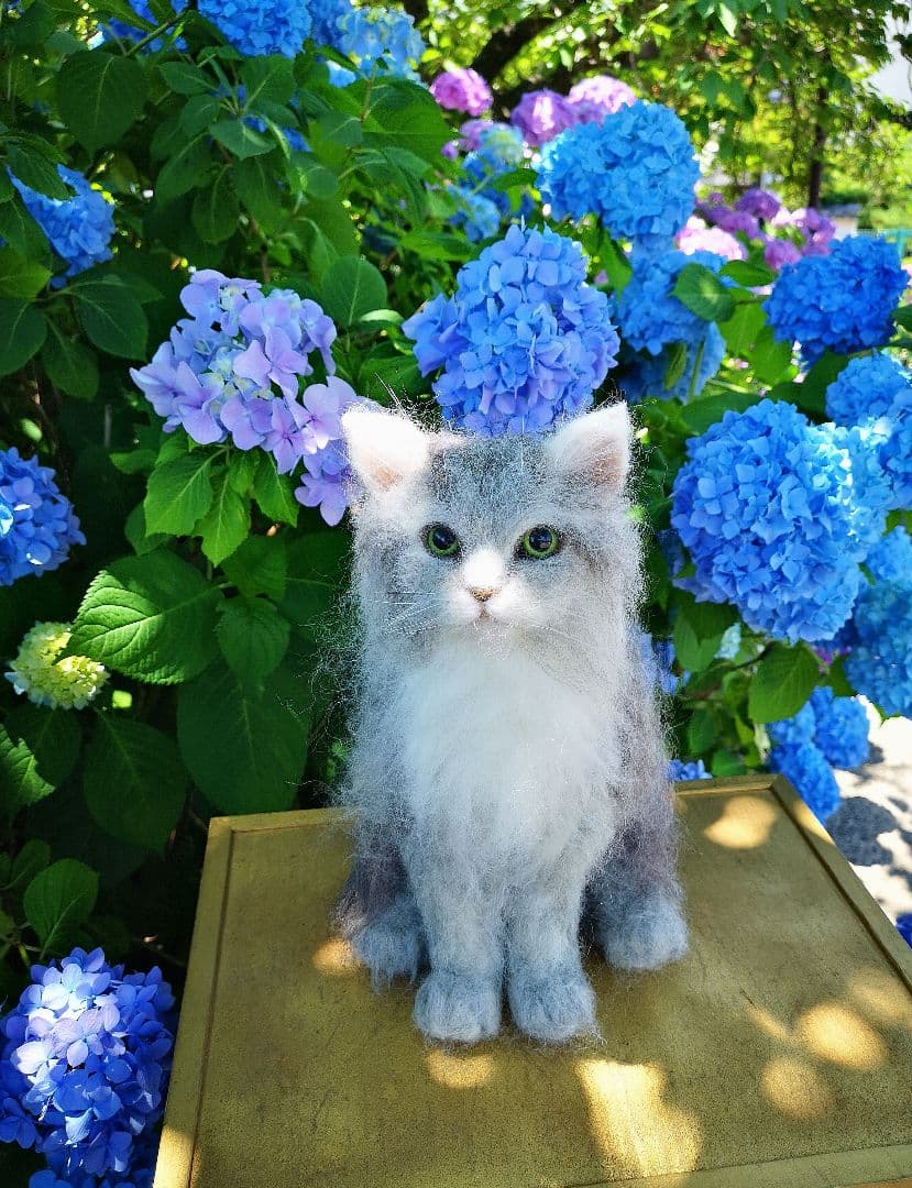 羊毛フェルト 猫 ぬいぐるみ