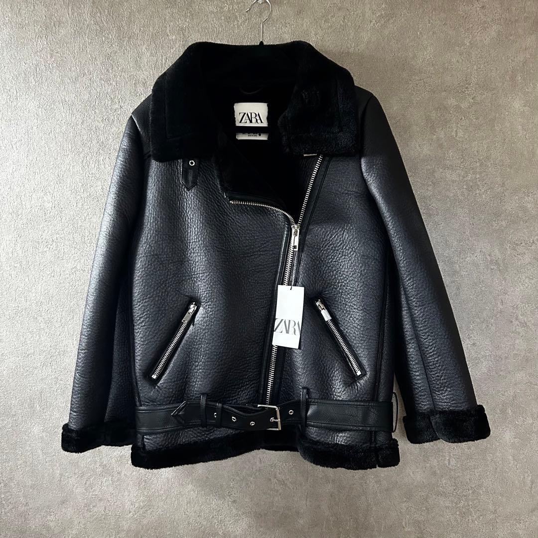 新品未使用 ZARA ブラックレザー ムートン ライダースジャケット Ｌ