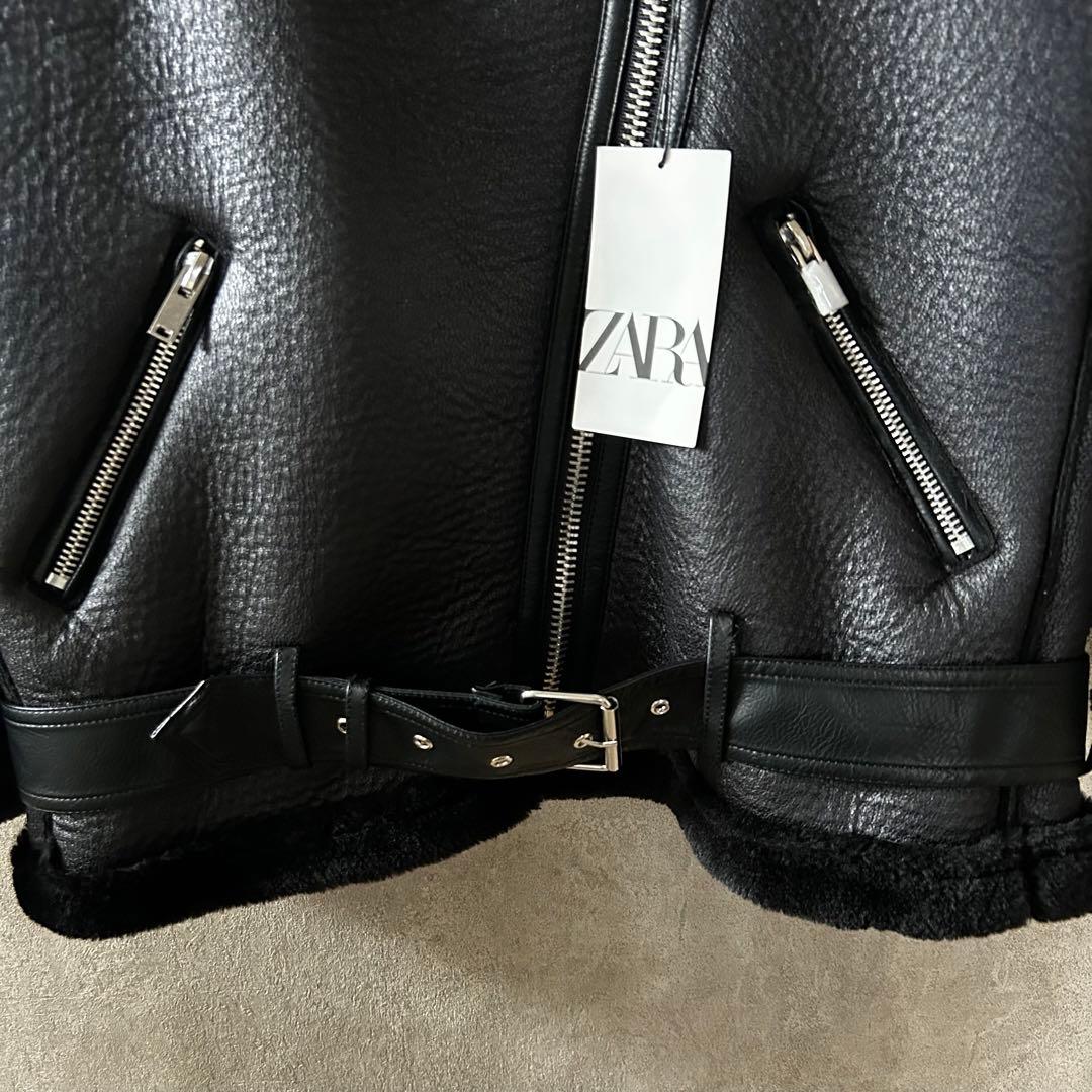 新品未使用 ZARA ブラックレザー ムートン ライダースジャケット Ｌ
