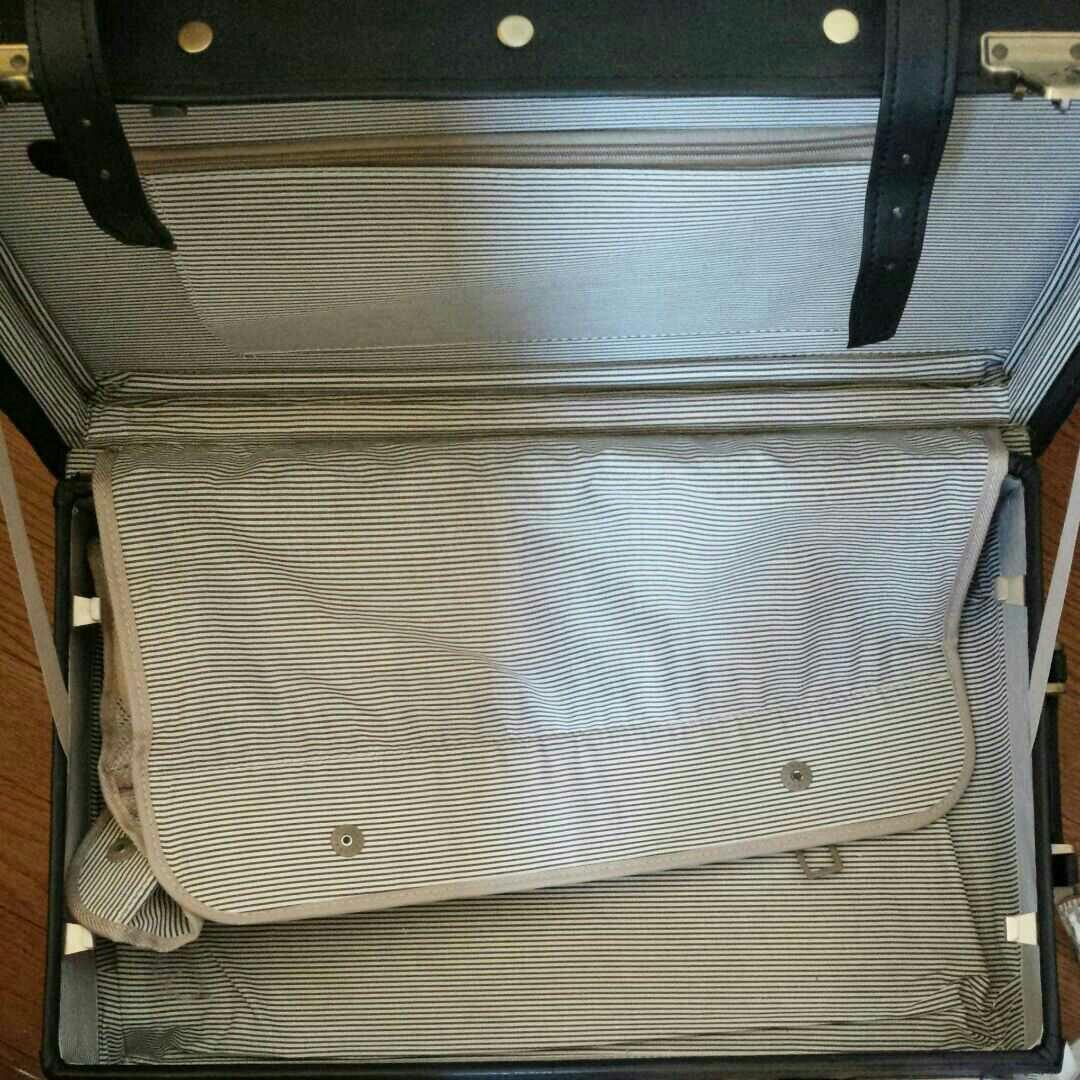 1/29新着☆☆キャリーバッグ　トランク　本革　軽量　静音　旅行　出張　バッグ