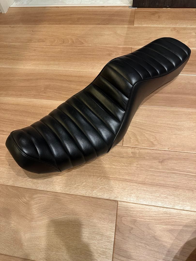 【スポーツスター】キング&クイーン　シート　トランプサイクル　04以降スポスタ