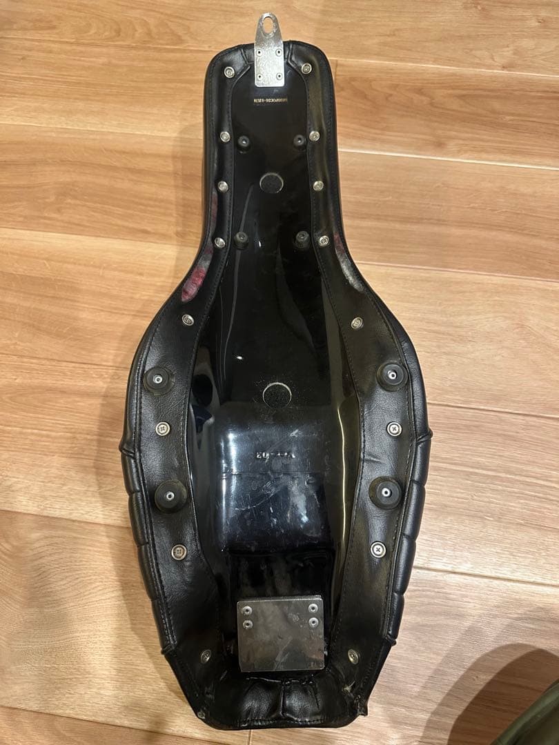 【スポーツスター】キング&クイーン　シート　トランプサイクル　04以降スポスタ