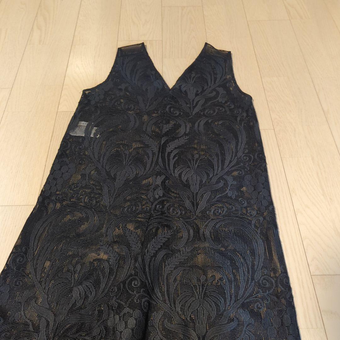 Ameri　CHLOE V NECK ROMPERS