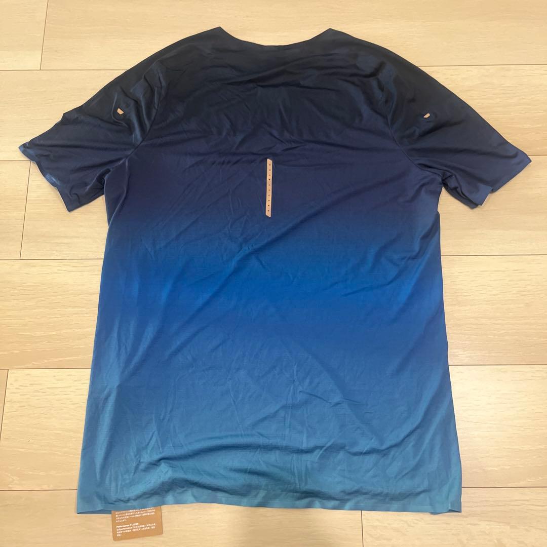 LOEWE × On Performance-T \"Gradient Blue\"