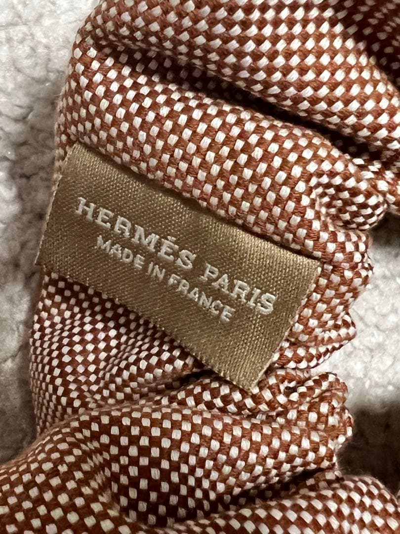 HERMES シュシュ ブラウン・ホワイト