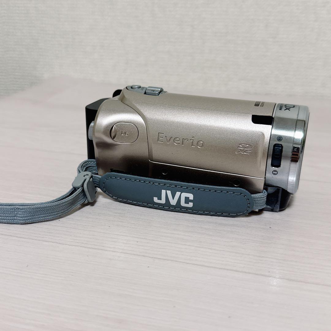 2222【極美品】JVC Everio フルHDビデオカメラGZ-E117