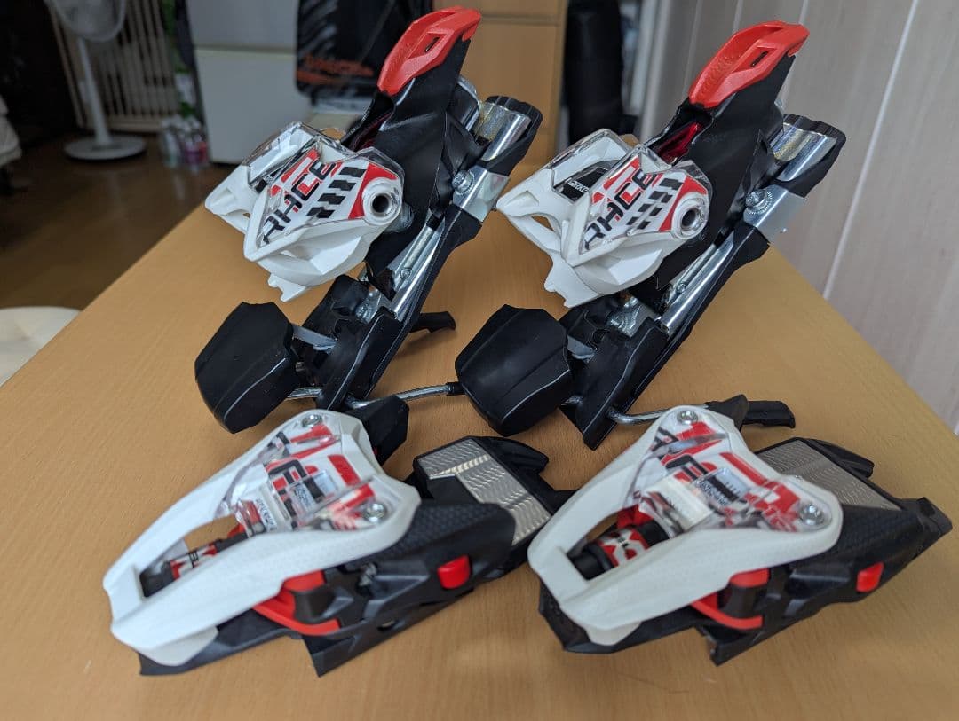 MARKER XCELL12 スキー ビンディング ホワイト/レッド