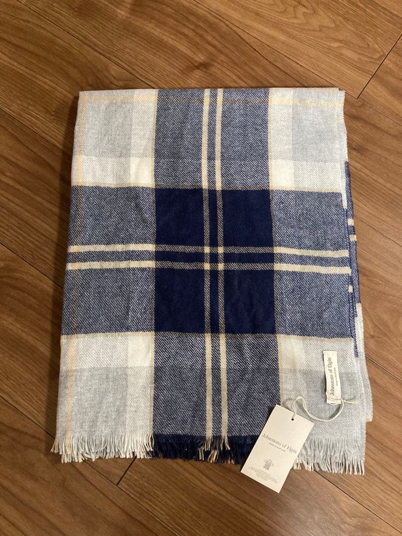 新品Johnstons of Elgin チェック柄 薄手大判　カシミヤ