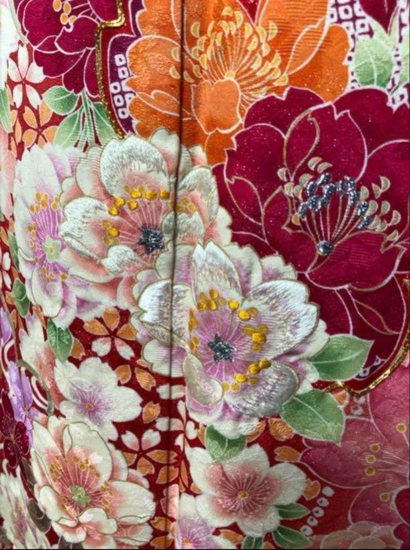 【ぐぅーちゃん⭐︎】 振袖フルセット 可愛い花柄　金駒刺繍　人気のホワイト系