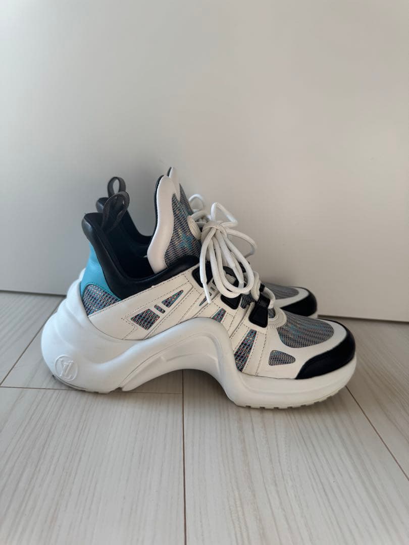 【美品】ルイ・ヴィトン　LOUIS VUITTON スニーカー　アークライト