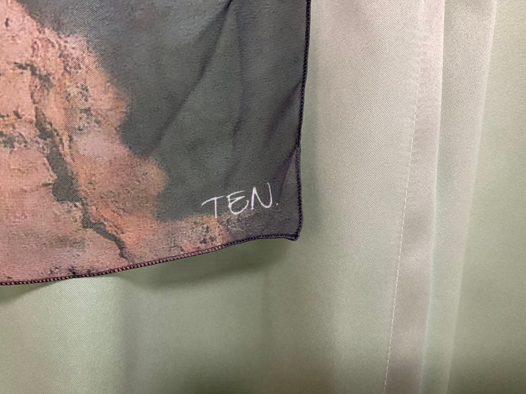 TEN ホルンバングル　ノベルティのスカーフ付き　ブレスレット